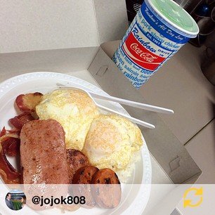  Congrats @jojok808 you won the last gift certificate to one of the RWH 2014 participating restaurants! Please DM us your contact info. THANK YOU to everyone for supporting #restaurantweekhawaii!  RG @jojok808: #RestaurantWeekHawaii for breakfast @rainbowdrivein #restaurantnumberthree #spam #bacon #portuguesesausage #eggs and #rice w/a #greenriverdrink. Just $6.75!! 